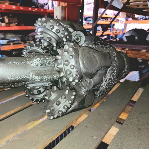 Hole opener on site